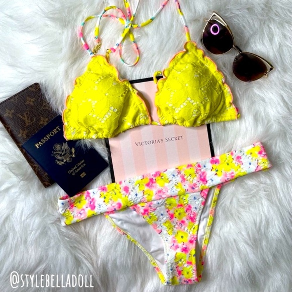 🆕Victoria’s Secret Floral Lace Bikini Set